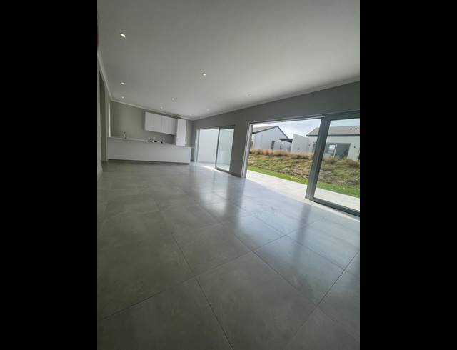 2 BEDROOM FREESTANDING TO LET IN LALELA ESTATE
